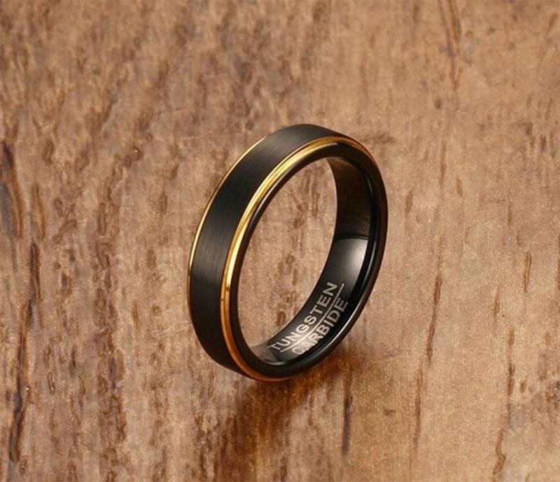 Men Rings Custom-Made Tungsten Rings Wholesale Men Tungsten Steel Brushed Black Gold Ring for Men Tst8141