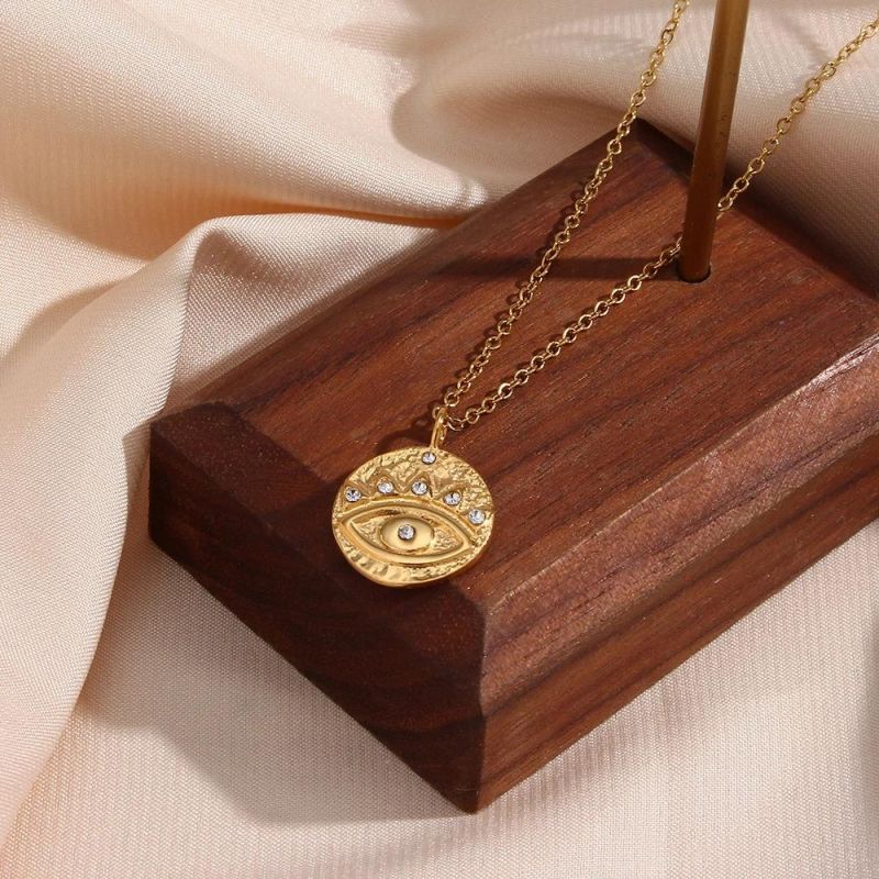 Factory Customized Fashion Coin Pendant Fine Side Chain Women′s Jewelry 18K PVD Gold Plated Evil Eye Stainless Steel Gold Necklace
