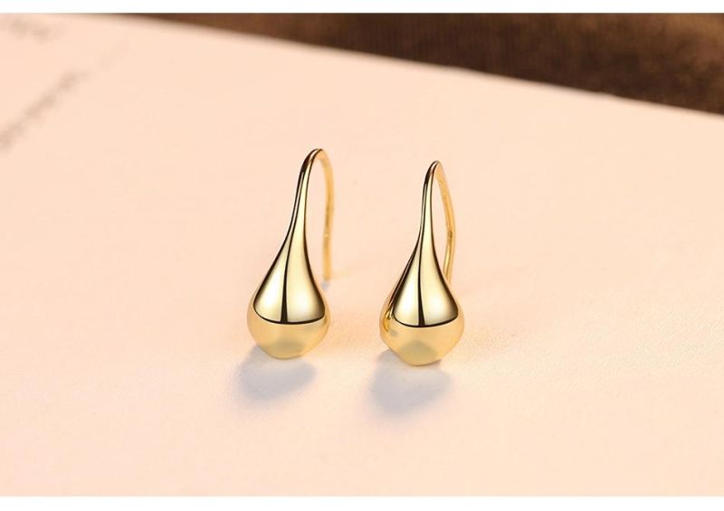 Small Daisy Irregular Design Earrings Stud
