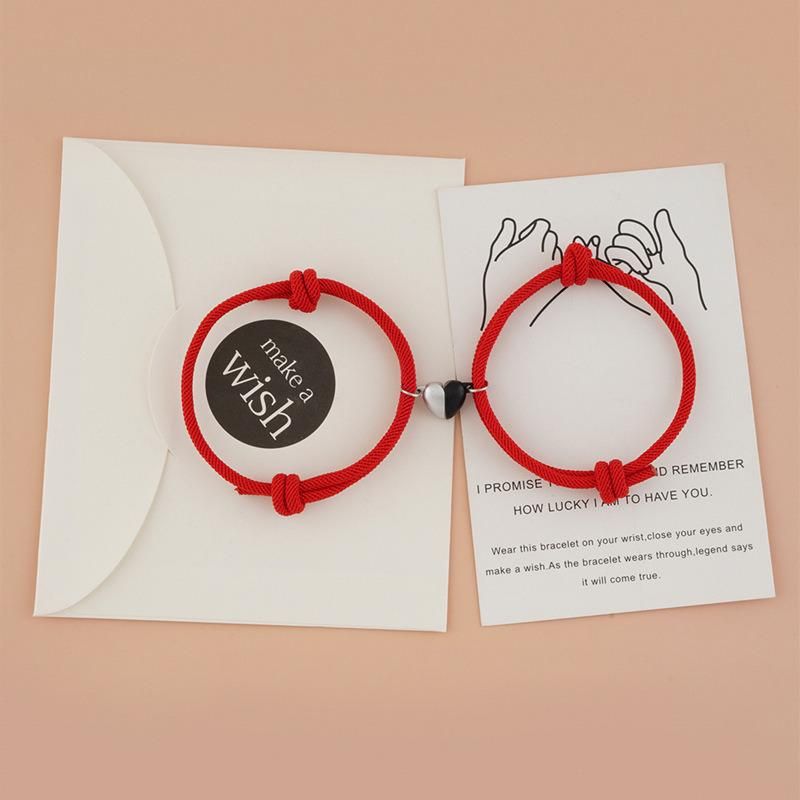 Black and White Heart-Shaped Magnet to Knit Lovers Boudoir Friendship Love Bracelet