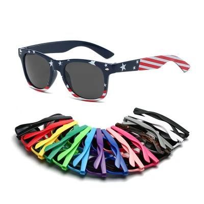 2021 Flag Pattern Cheap Classic Men PC Brand UV400 OEM Driving Fashion Sunglasses 2022 with Plastic Hinge