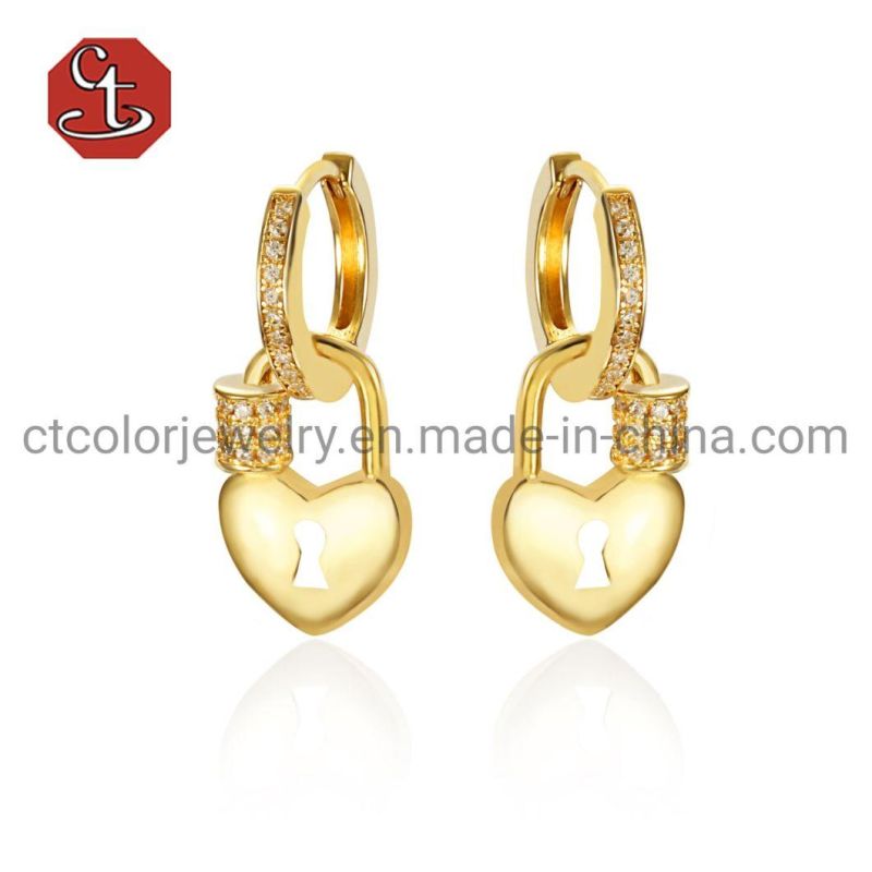 Fashion Jewelry 925 Sterling Silver Enamel Lovely Moon Cat Shape Earrings for Women