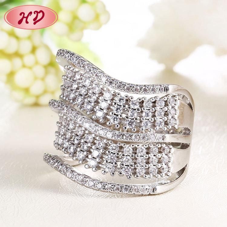Women Jewelry Wholesale 18K Gold Rings Engagement Rings Christmas Gift for Lady