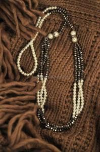 Fashion Jewelry-Charming Pearl Necklaces (QX0026)