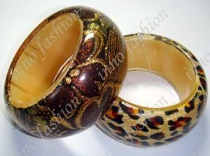 Fashion Resin Bangle (INNO-B-0104-1)