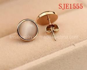 Simple Design Surgical Stainless Steel Stud Earrings (SJE1555-1)