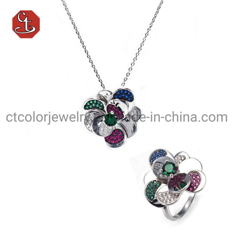 Fashion Colorful CZ Jewelry Flower Silver Ring with Two Tone