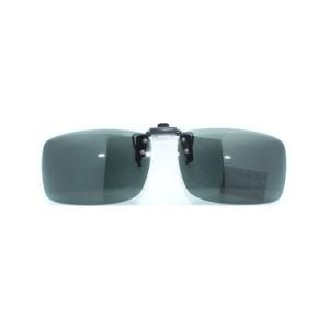 Fashion Polarized Clip on Sunglasses with UV400 Tac Customized Shape for Man or Woman