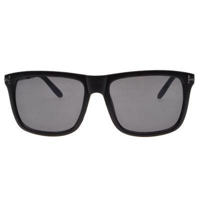 2017 Factory Directly Black Fashion Sunglasses with Metal Decoration