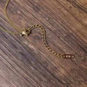 Fly Together &quot; Flying Swallow Bird Love Jewelry Stainless Steel Coin Pendant Necklace for Couple
