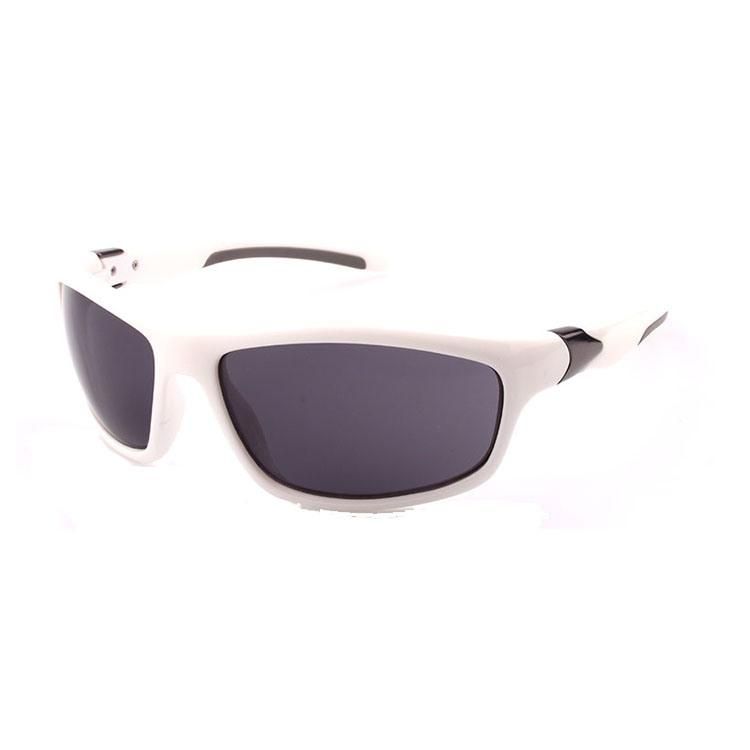 2018 New Product Sports Sunglasses with Metal Decoration