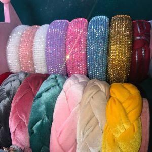 Wholesale Hair Accessories Girls Plain Fabric Knot Plastic Headband Custom Pearl Hair Bands for Women