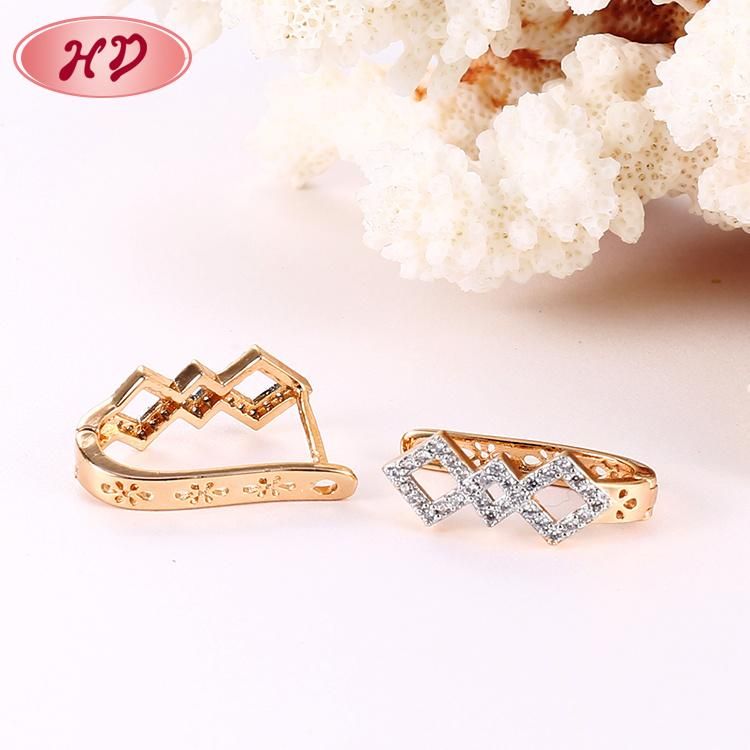 Costume Fashion Imitation 14K 18K Gold Plated Jewelry with CZ Pearl Huggie Hoop Earring for Women