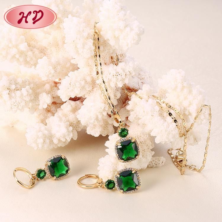 Imitation Fashion Women 18K Gold Plated Costume Ring Bracelet Charm Jewelry with Earring, Pendant, Necklace Sets