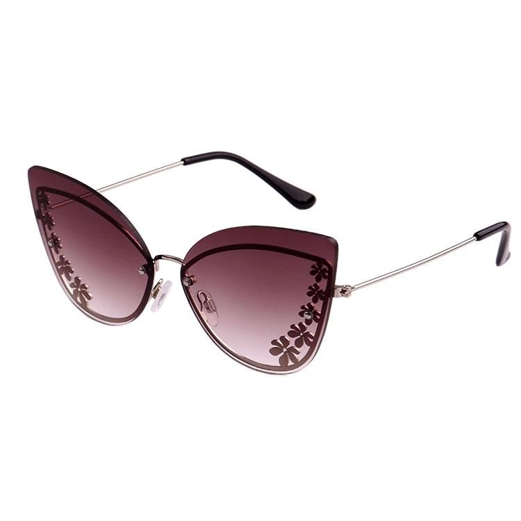 2019 Designed Butterfly with Decoration Oversized Fashion Metal Sunglasses