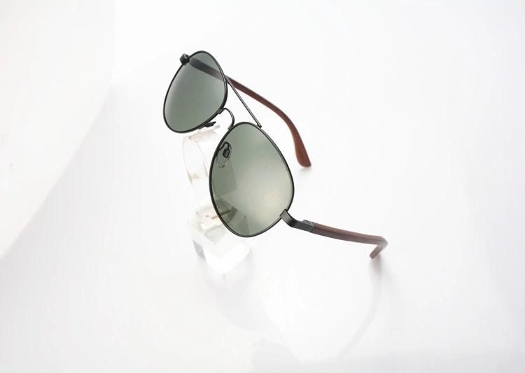 Top Grade Quality Classical Sunglasses with Wooden Legs