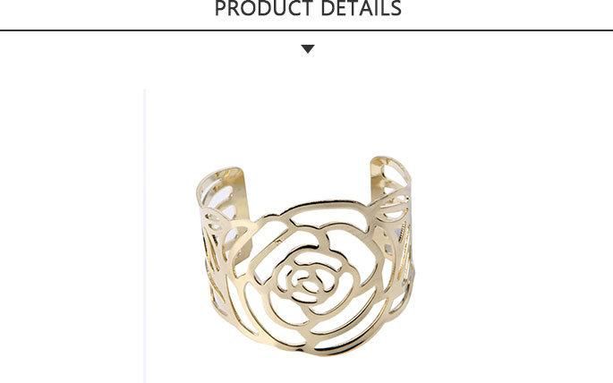 2020 Most Popular Fashion Gold Bracelet with Carved Flowers