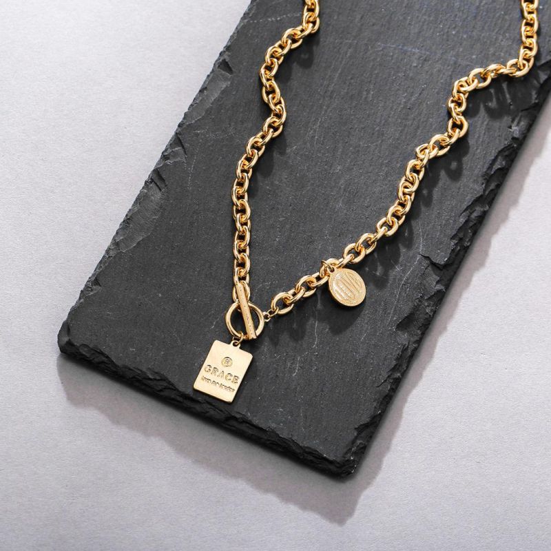 Hip Hop Punk Metal Necklace Female Fashion Round and Square Pendant Temperament Clavicle Chain