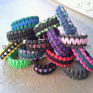 Kinds of 550 7 Cores Outdoor Paracord Bracelet with Customer Logo Hand-Made Bracelet
