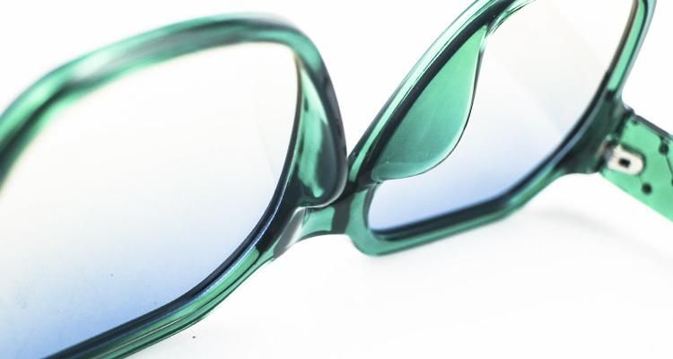Fashion Diamond-Encrusted PC Frame Women Wholesale Sunglasses