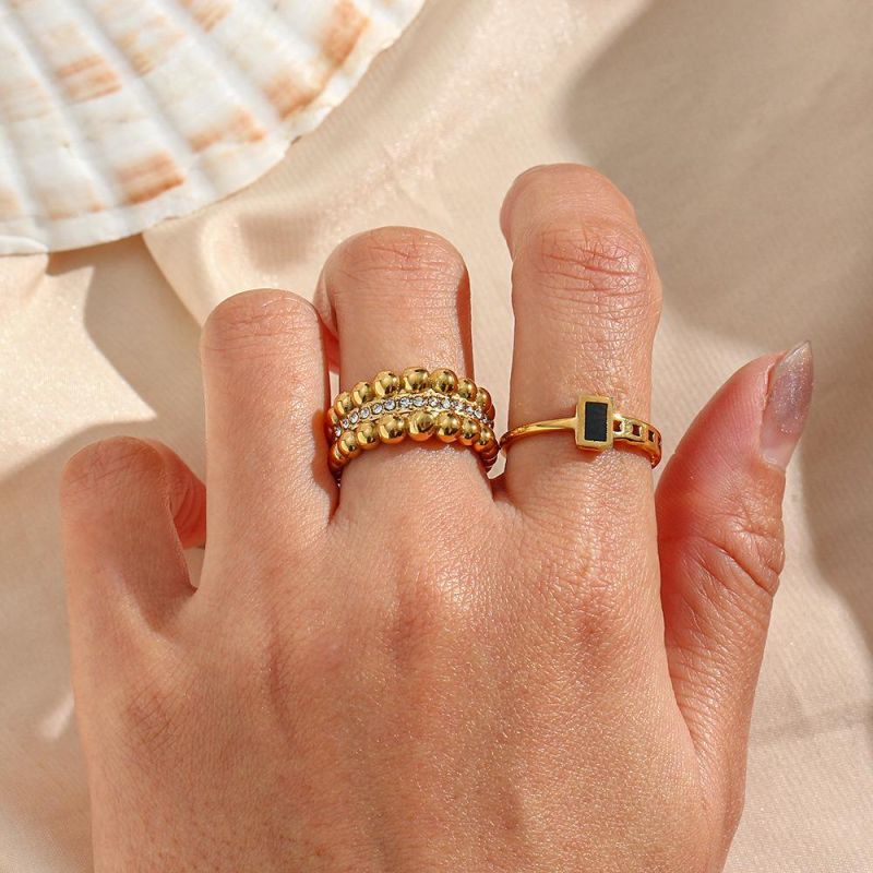 Manufacturer Customized Luxury Jewelry 18K Gold Plated Stainless Steel Ring Jewelry Zircon Women′s Ring