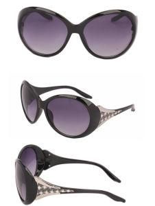 Fashion Sunglasses with Leather&Metal Ornaments (M6012)