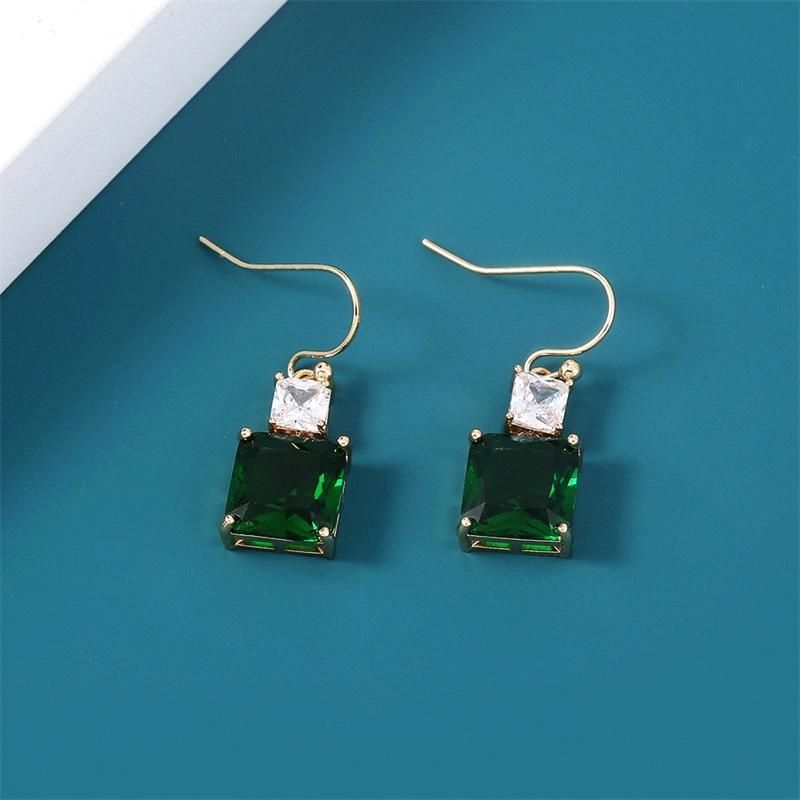 Manufacture Wholesale Accessories Fashion Lady Palace Square Crystal Emerald Stone Earrings for Women Girls Lady
