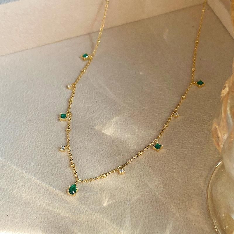 Necklace for Women Exquisite Green Zircon Clavicle Chain Necklace Gifts