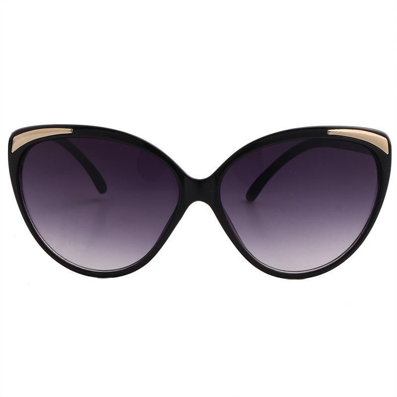 Young Generation Like Fashion Sunglasses