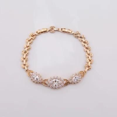 Lovely Flower Shape Design Women Gold Plated Crystal Bracelet for Women