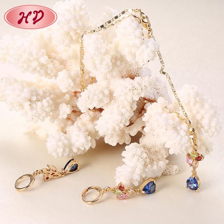 Costume Imitation Fashion Women 18K Gold Plated Ring Bracelet Charm Jewelry with Earring, Pendant, Necklace Sets