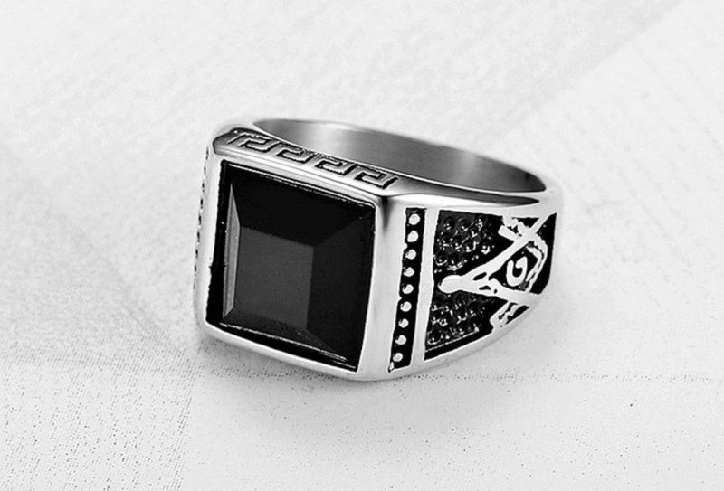 Hot-Selling Classic Retro Rings in Europe and America Titanium Stainless Steel Black Agate Masonic AG Ring for Men Sgmr1090