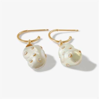 Organic Pearl with Cubic Zircon 18K Gold Plated Huggie Earring for Female Fashion Jewelry