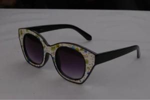 Plastic Lether Sunglasses W/UV400 CE FDA (M6230)