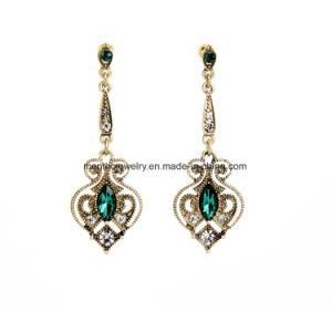 Retro Diamond Studded Female Earrings Peach-Design Fashion Jewelry