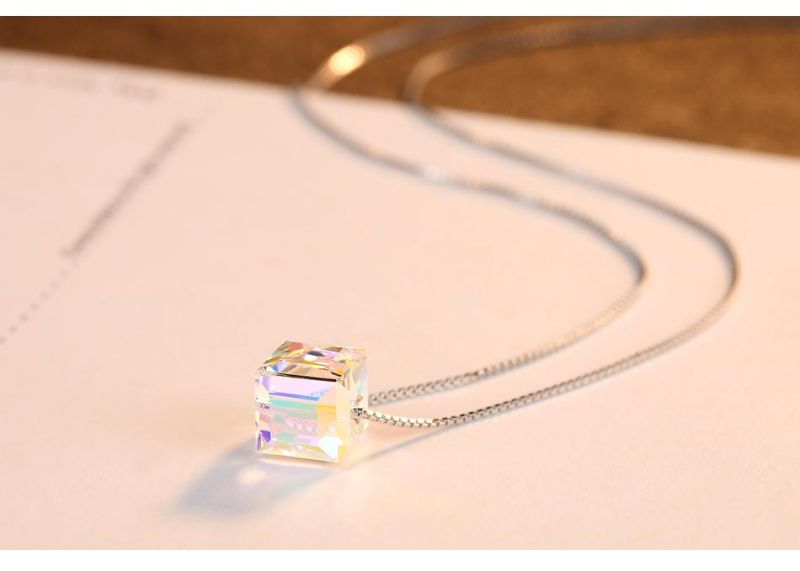 Top Quality Colorful Baroque Style Crystal Necklace