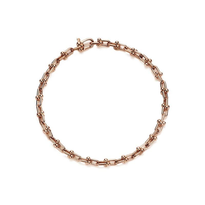 316L Stainless Steel Bracelet for Women Teen Girls Romantic Gift Rose Gold Plated Bracelet.