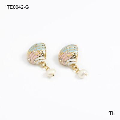 Manufacturer Stainless Steel Jewelry OEM High Quality None Fade Designer Gold Plated Jewelry Wholesale Shell Pearl Earring