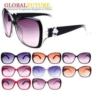 Different Design Women Sunglasses with Diamond Hinge