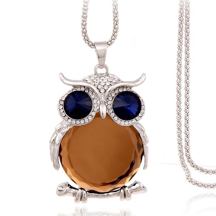 Fashion Design Alloy Crystal Owl Pendant Necklace for Women