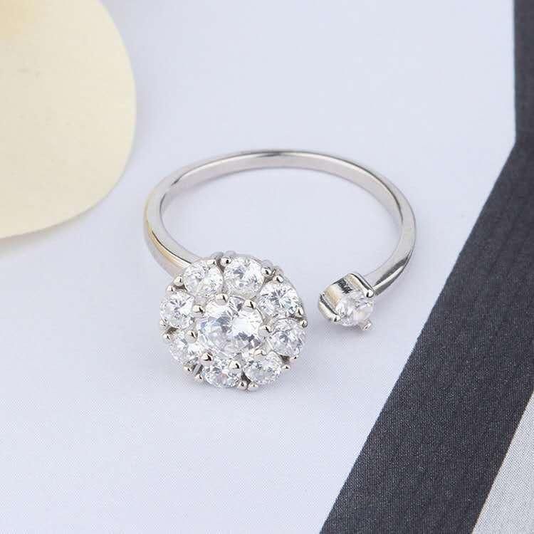 Fashion Diamond Rotary Open Index Finger Ring