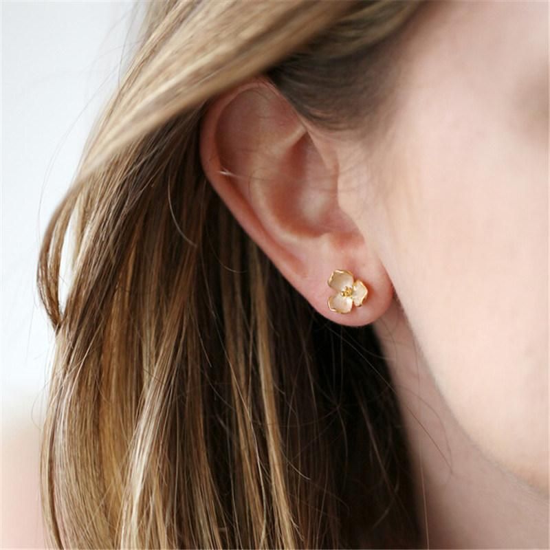 Best Selling Women Dainty Enamel Flower Stud Earring Chick Flower Shape Cream Violet Yellow Painted Fashion Women Earrings for Gift or Party