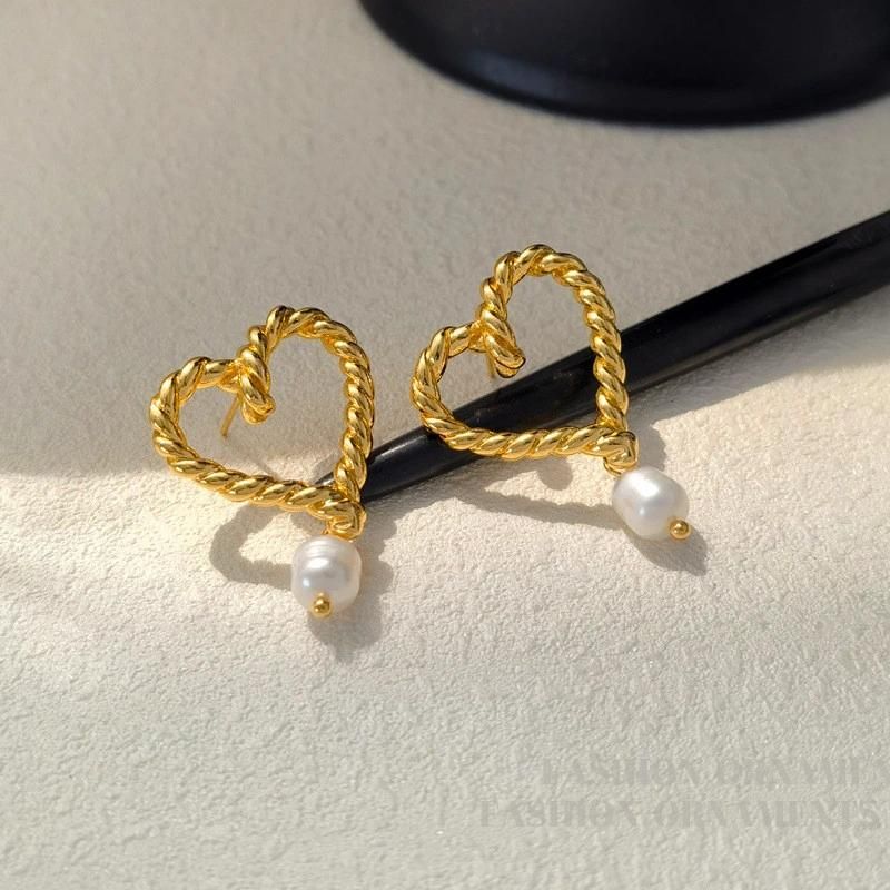 Trendy Luxury 18K Gold Plated Stylish Heart Shape Earrings with Pearl Drop Earring Jewelry