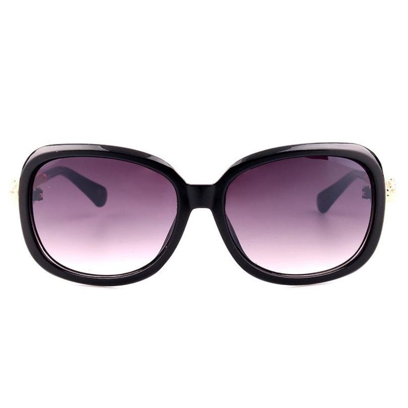 2017 Factory Directly Oval Shape Fashion Sunglasses with Gold Decoration