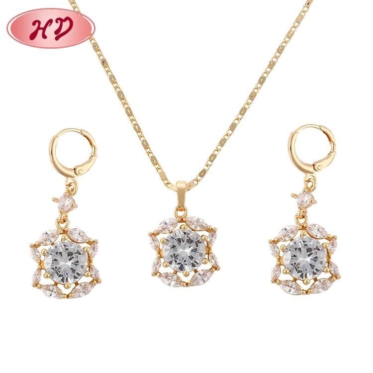 Fashion Costume Imitation Women 18K Gold Plated Ring Bracelet Charm Jewelry with Earring, Pendant, Necklace Sets Jewelry