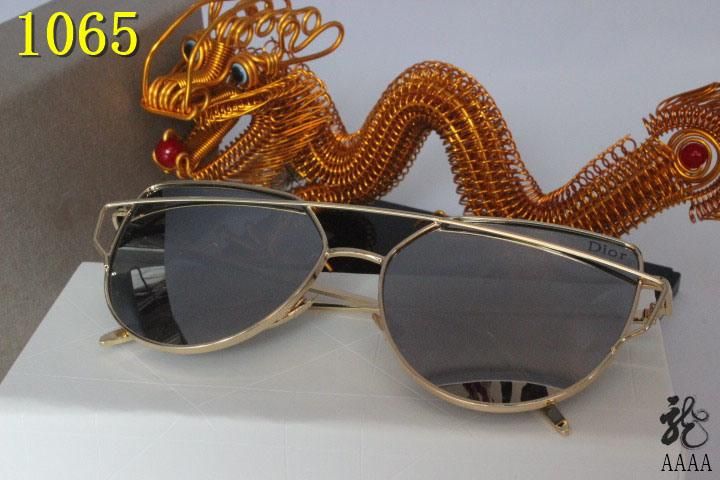 Summer Wholesale Brand UV Protection Beach Sunglass Luxury Fashion Chanel′′s Fashion Unisex Designer Sunglasses