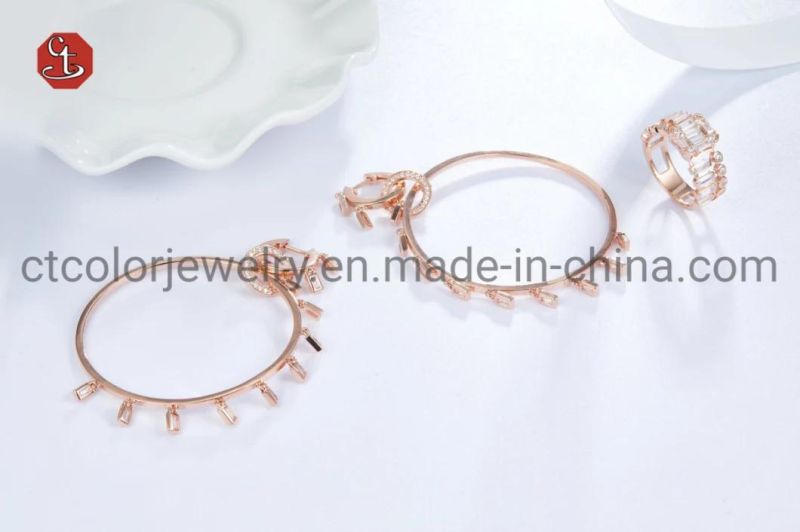 Fashion Jewerly Eternity Chic Silver Rings Cubic Zircon Silver or Brass Rings Dubai Bridal Statement Finger Ring