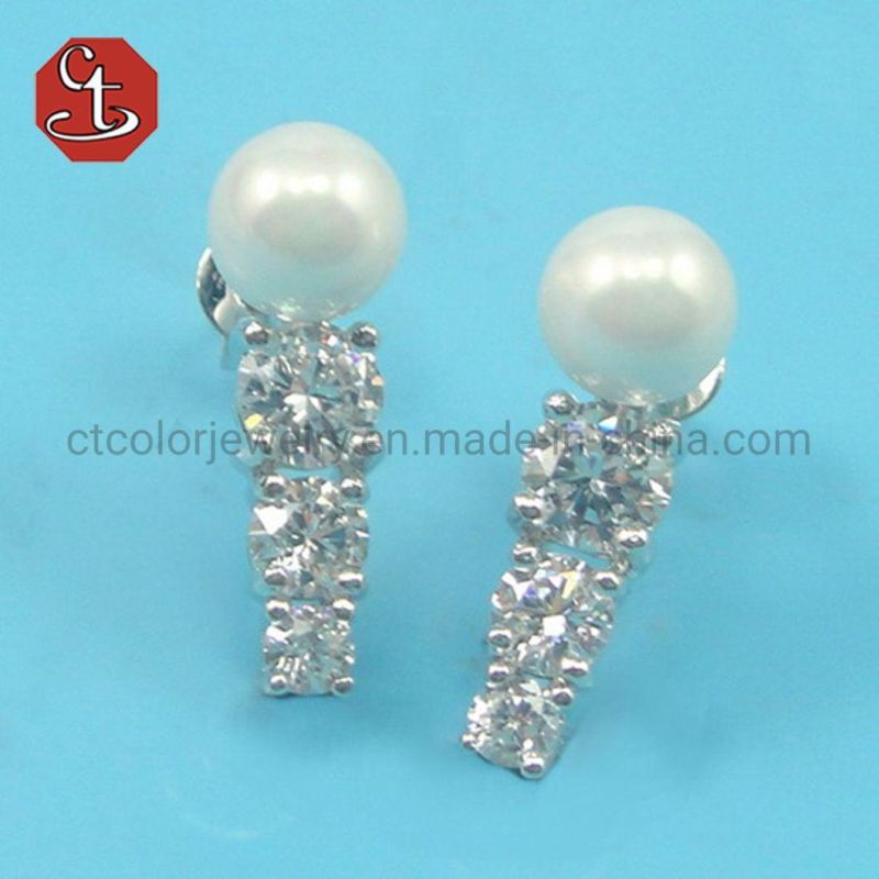 Elegant Champagne Pearl Jewelry Double Side Shell Pearl Studs for Women Big Beads Flowers Earrings