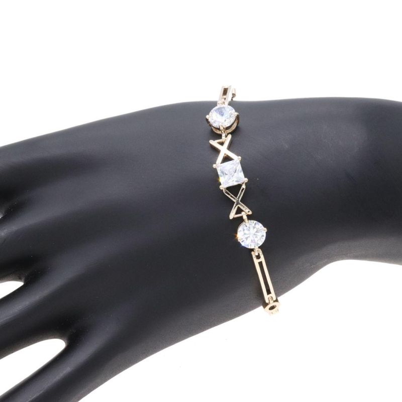 Simple Design Fashion Zircon Bracelet for Women