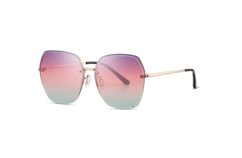 Latest Fashion Metal Stylish Style Sun Glass Women Sunglasses in Stock